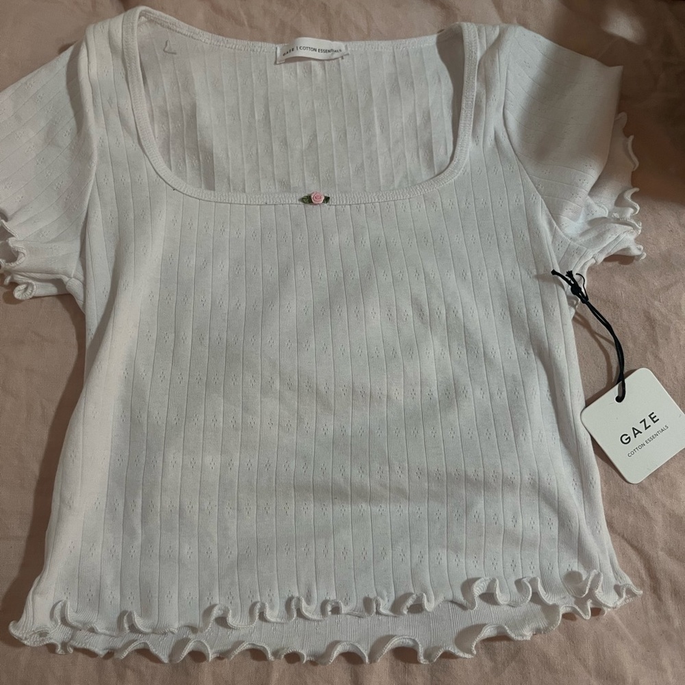 Gaze White Ribbed Ruffle Blouse